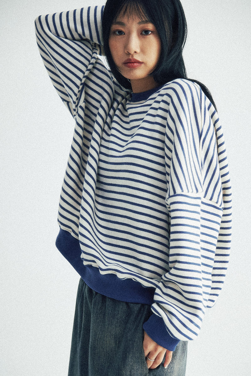 Stripe Sweatshirt (Navy/Cream)